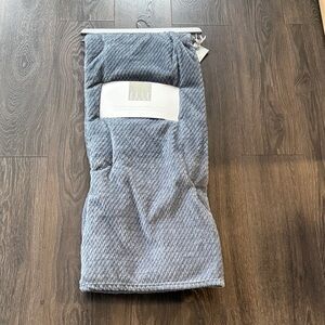 Elle Gray Textured Throw Blanket